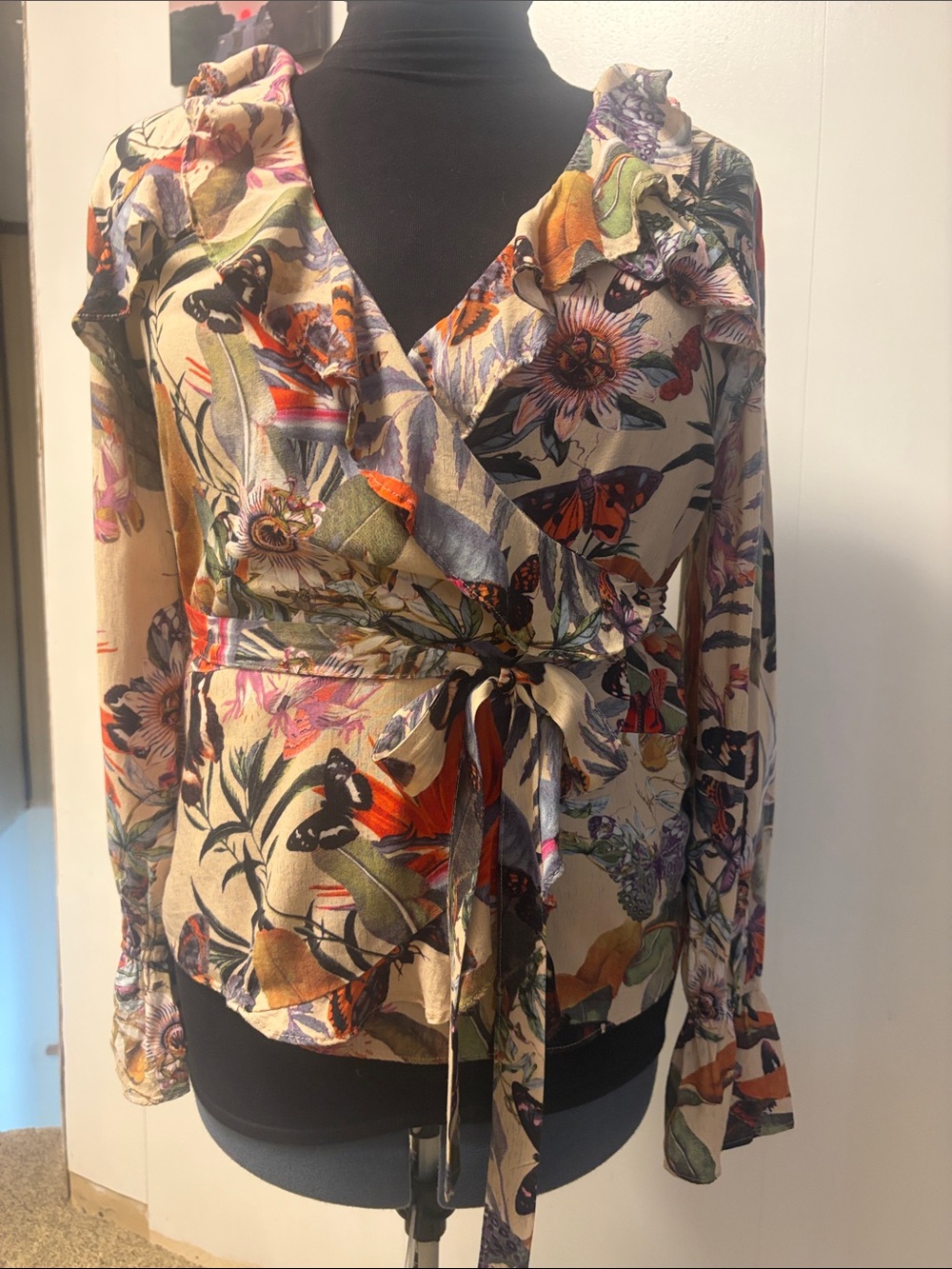 H&M Beige Floral & Butterfly Wrap Blouse